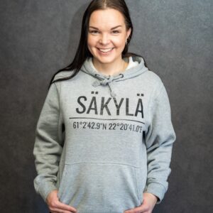 Säkylä huppari isolla logolla
