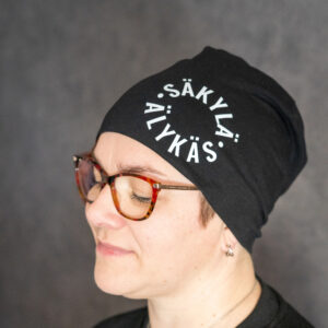 Säkylä pipo, Suomessa valmistettu pipo pyöreällä logolla